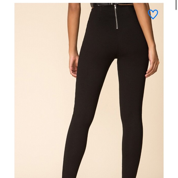 Superdown Stallion Pant - Size XXS (Sold out on Revolve and Superdown) - Picture 2 of 6